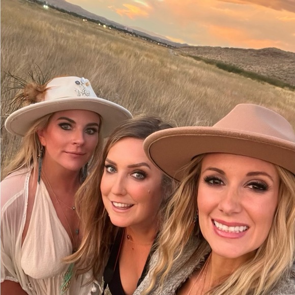 Meet your Posher, Kalika - Picture 9 of 9